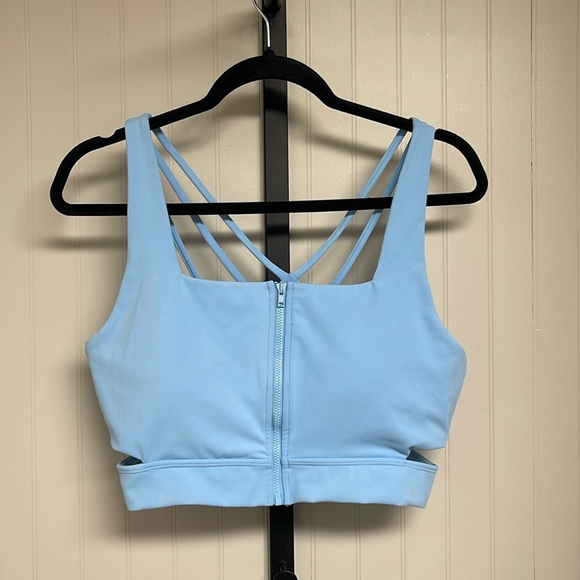 Buffbunny Collection Other - Buffbunny Blizzard Zip Up sports bra